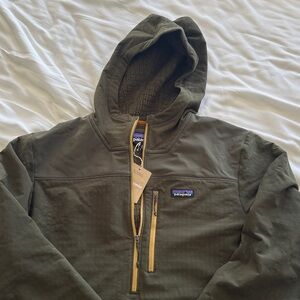 Patagonia Pine Needle Green Performance Jacket
